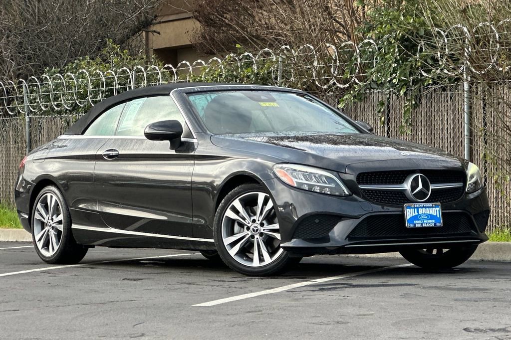 Used 2022 Mercedes-Benz C 300 Cabriolet image 2