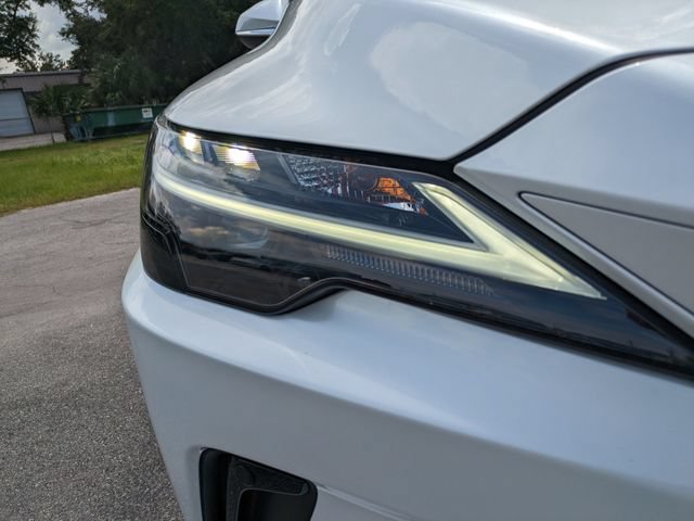 Used 2025 Lexus RX 350 Premium w/ Accessory Package (Z1) FWD image 10