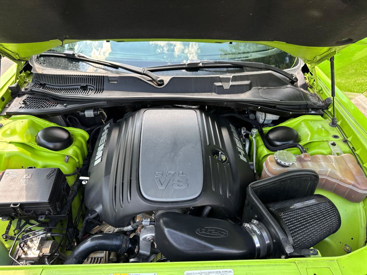 Used 2015 Dodge Challenger R/T w/ Quick Order Package 22B R/T RWD image 6