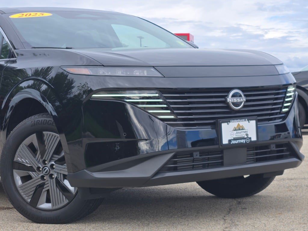 Used 2025 Nissan Murano SL AWD/4WD image 2