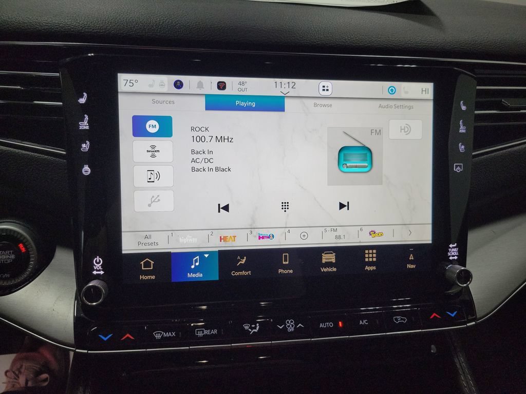 New 2026 Jeep Grand Wagoneer Limited AWD/4WD image 16