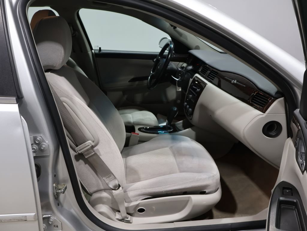 Used 2014 Chevrolet Impala Limited LS image 20