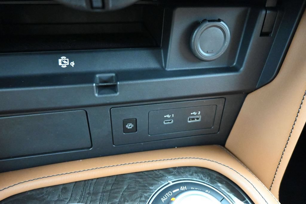 Used 2023 INFINITI QX80 Sensory w/ All-Season Package AWD/4WD image 17