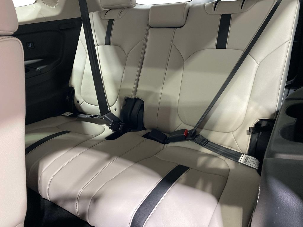 New 2026 Honda Pilot Touring image 13