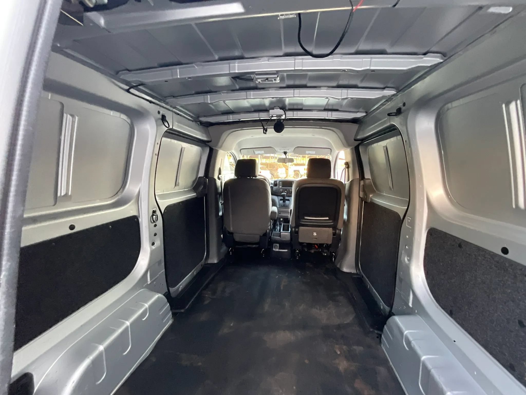 Used 2020 Nissan NV200 SV FWD image 19