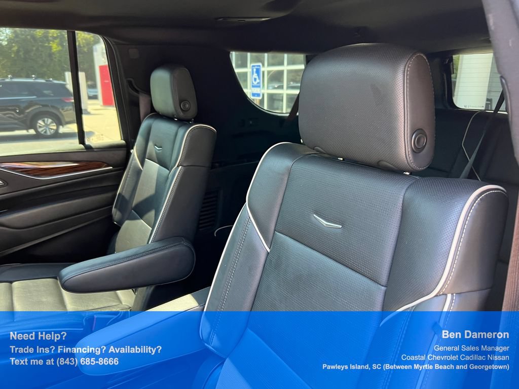 Used 2022 Cadillac Escalade ESV Premium Luxury RWD image 17