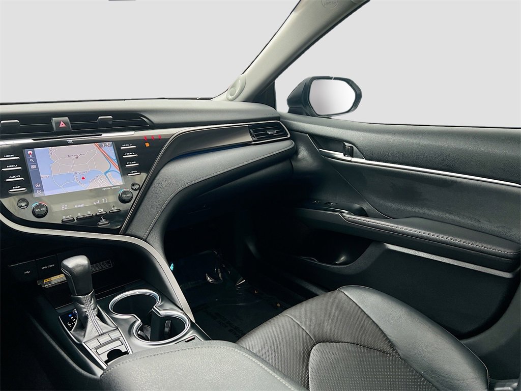 Used 2020 Toyota Camry XSE image 24