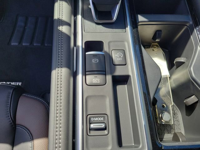 New 2026 Nissan Pathfinder Platinum w/ Cargo Package FWD image 20