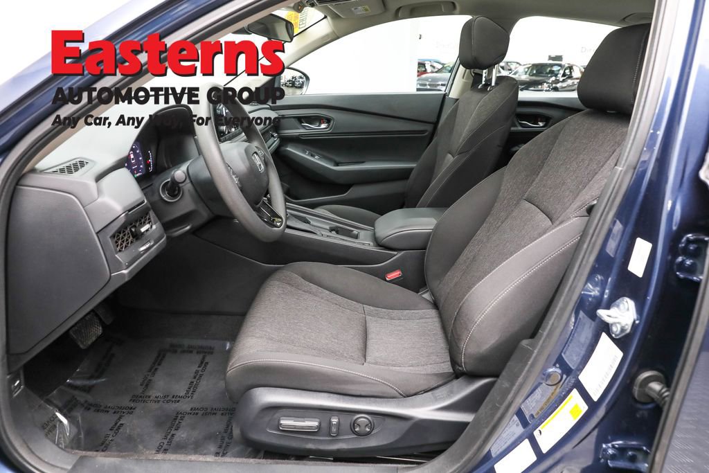 Used 2025 Honda Accord SE image 14