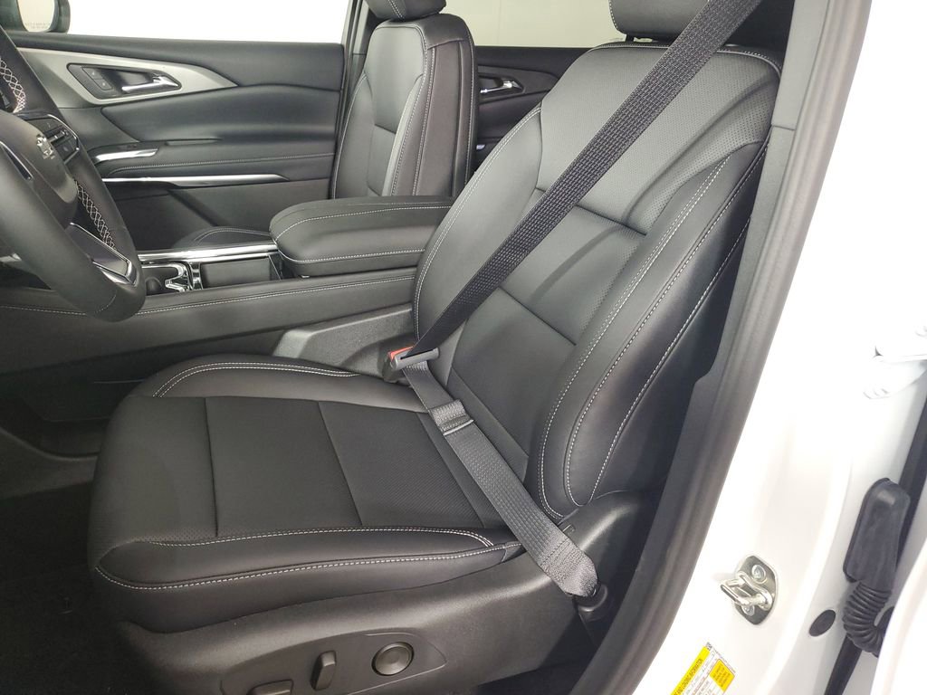 New 2026 Chevrolet Traverse LT w/ Midnight/Sport Edition image 12