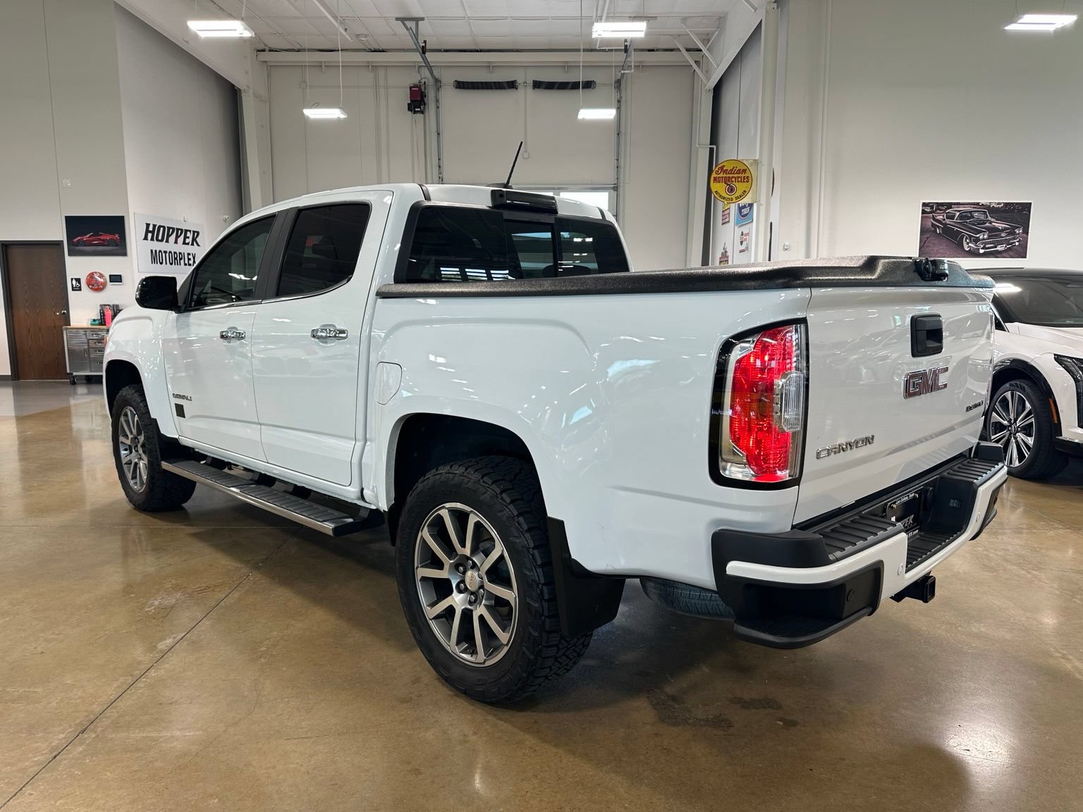 Used 2019 GMC Canyon Denali AWD/4WD image 5