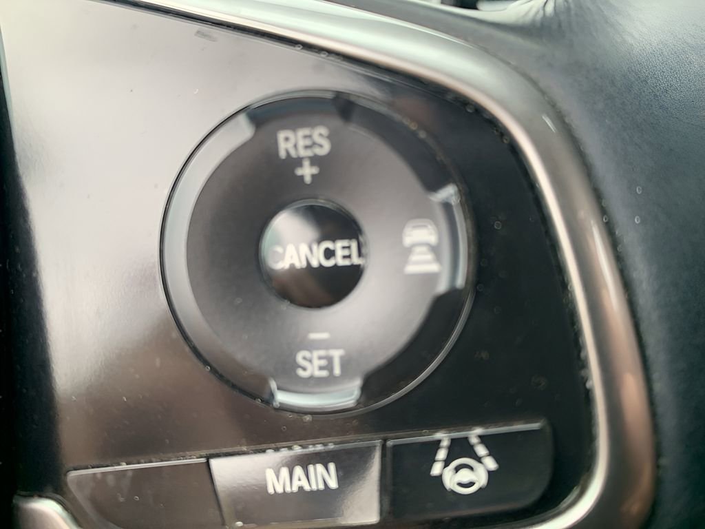 Used 2018 Honda CR-V Touring image 27