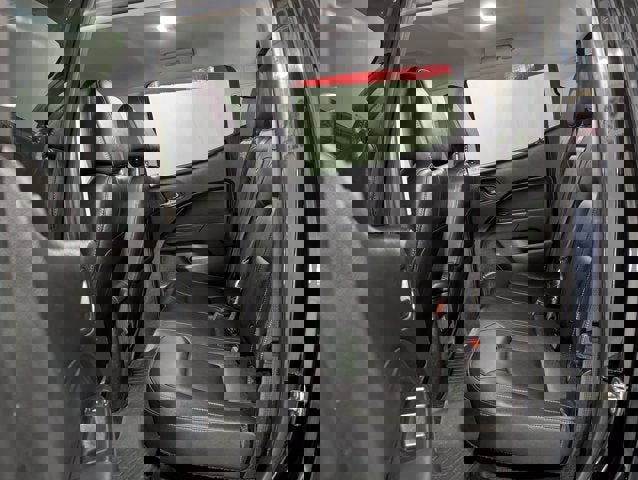 Used 2018 Chevrolet Colorado ZR2 w/ ZR2 Midnight Special Edition image 20