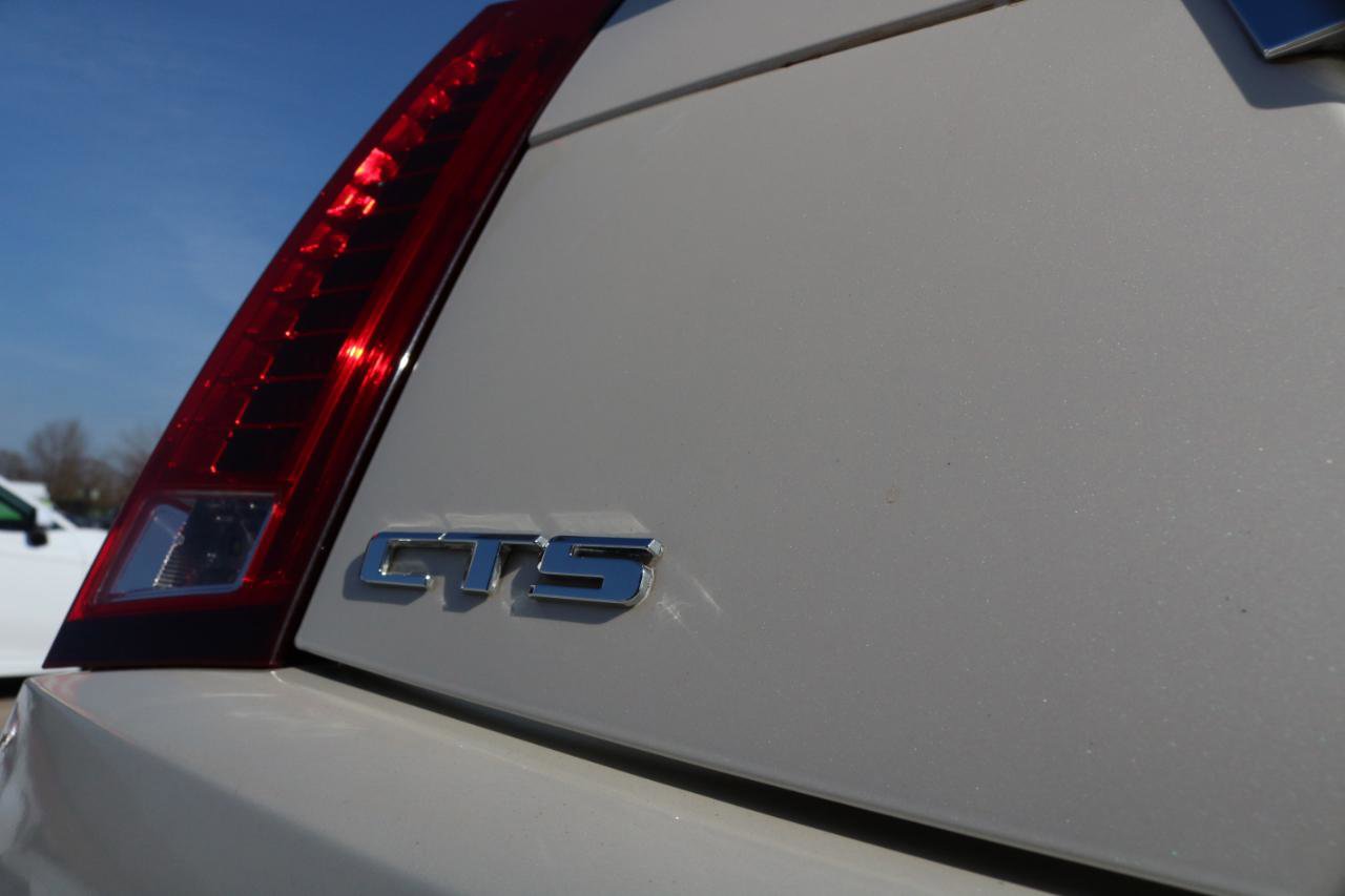 Used 2014 Cadillac CTS Performance image 17