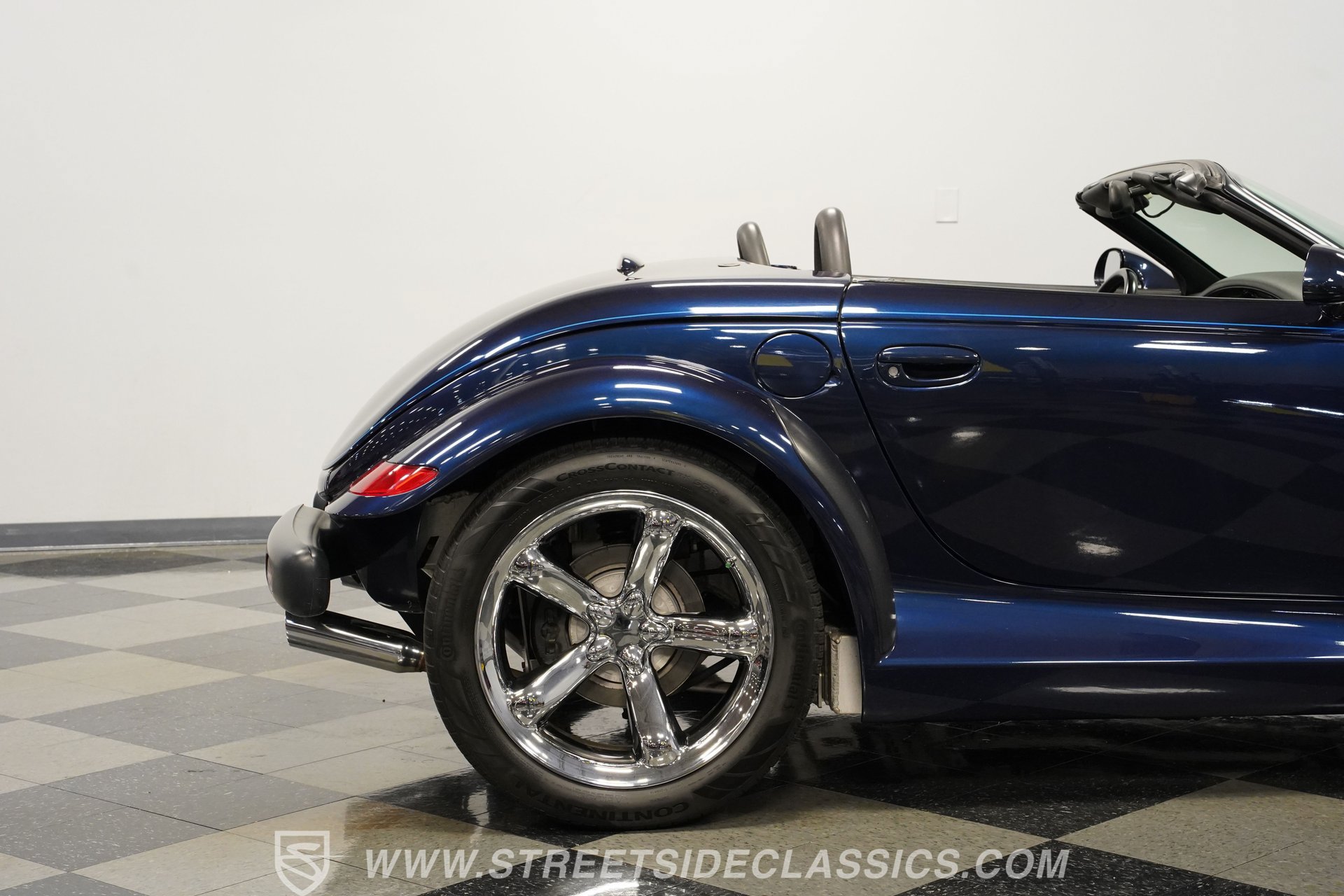 Used 2001 Chrysler Prowler RWD image 30