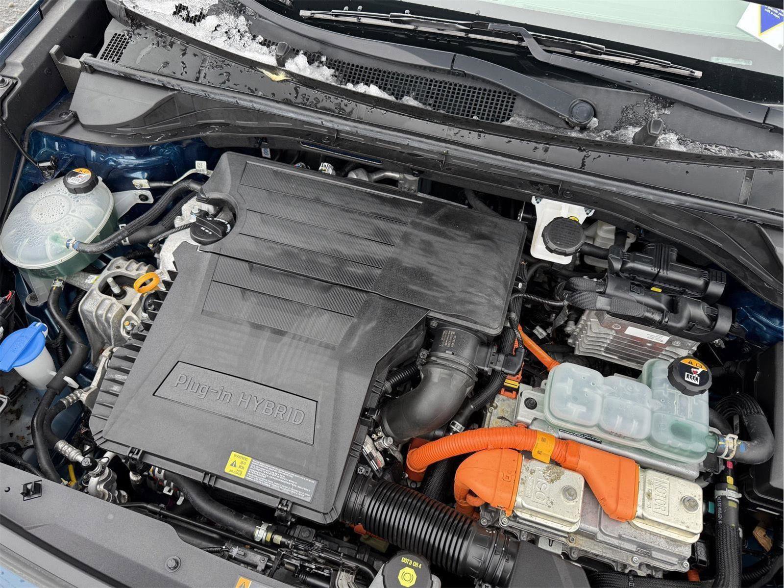 Used 2020 Kia Niro EX image 29