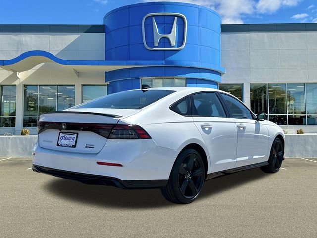 Used 2023 Honda Accord Sport image 2