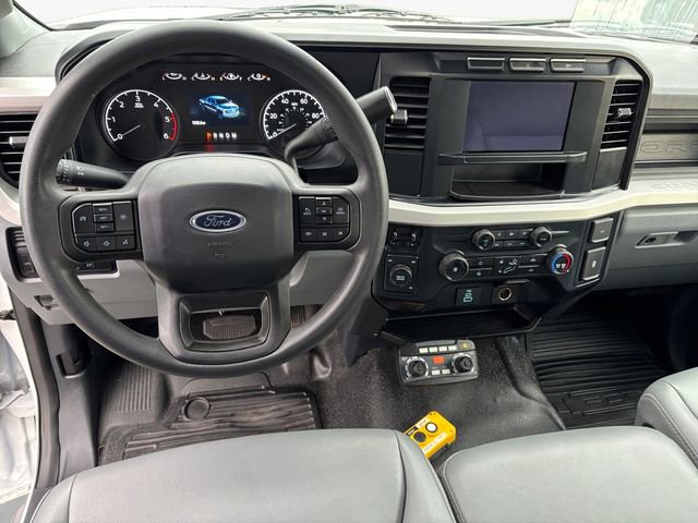 Used 2024 Ford F350 XL w/ Snow Plow Prep Package image 5