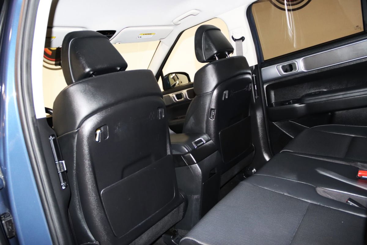 Used 2025 Hyundai Santa Fe SEL AWD/4WD image 50