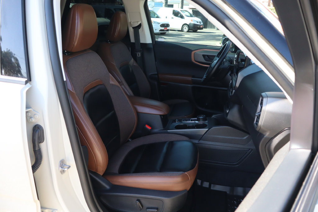 Used 2025 Ford Bronco Sport Outer Banks w/ Outer Banks Tech Package+ AWD/4WD image 43