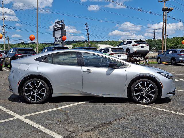Certified 2024 Toyota Prius Prime Premium w/ Advanced Technology Package FWD image 7