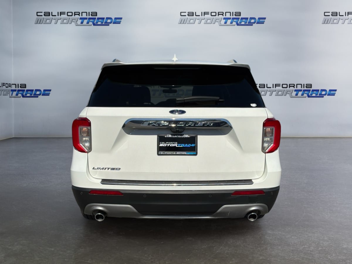 Used 2021 Ford Explorer Limited w/ Equipment Group 301A RWD image 6