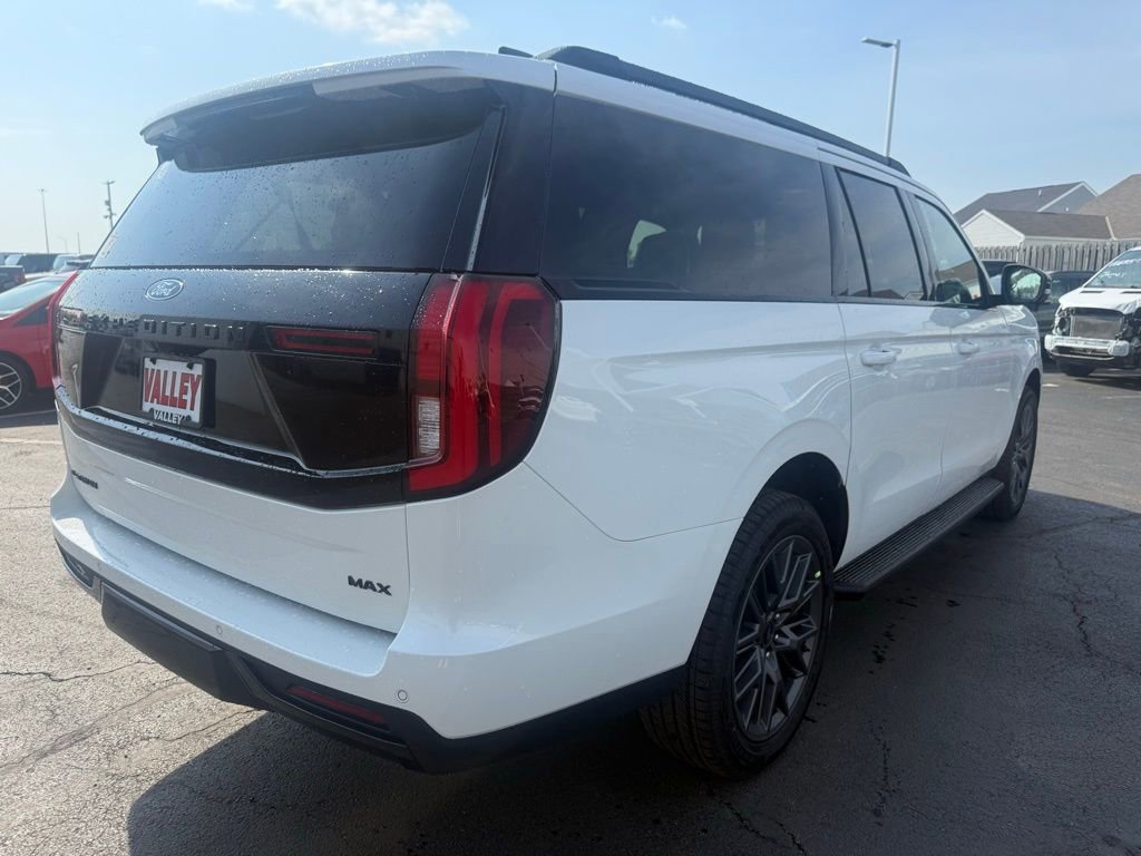 New 2026 Ford Expedition Max Platinum image 3