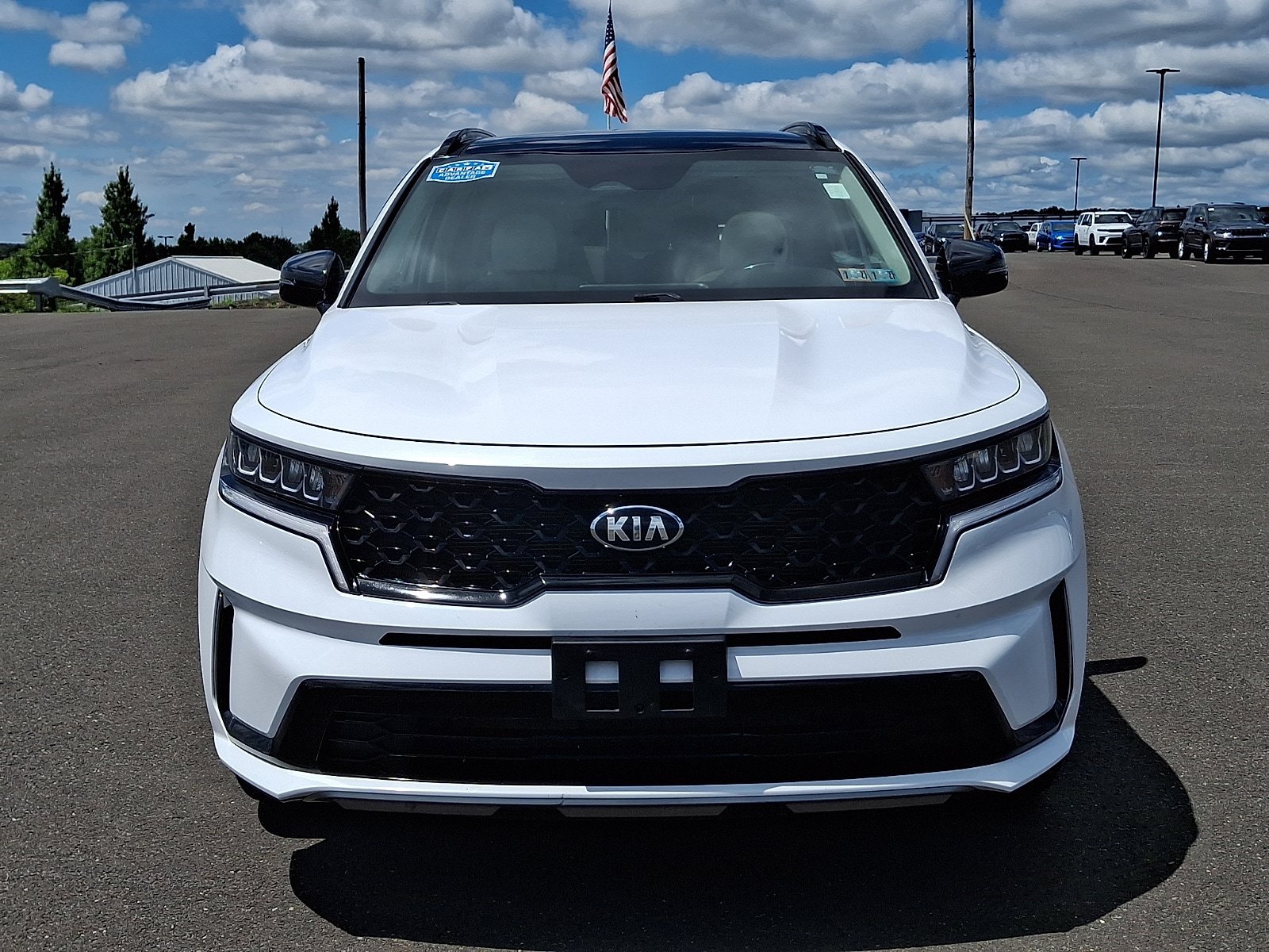 Used 2021 Kia Sorento S w/ Panoramic Sunroof Package FWD image 2
