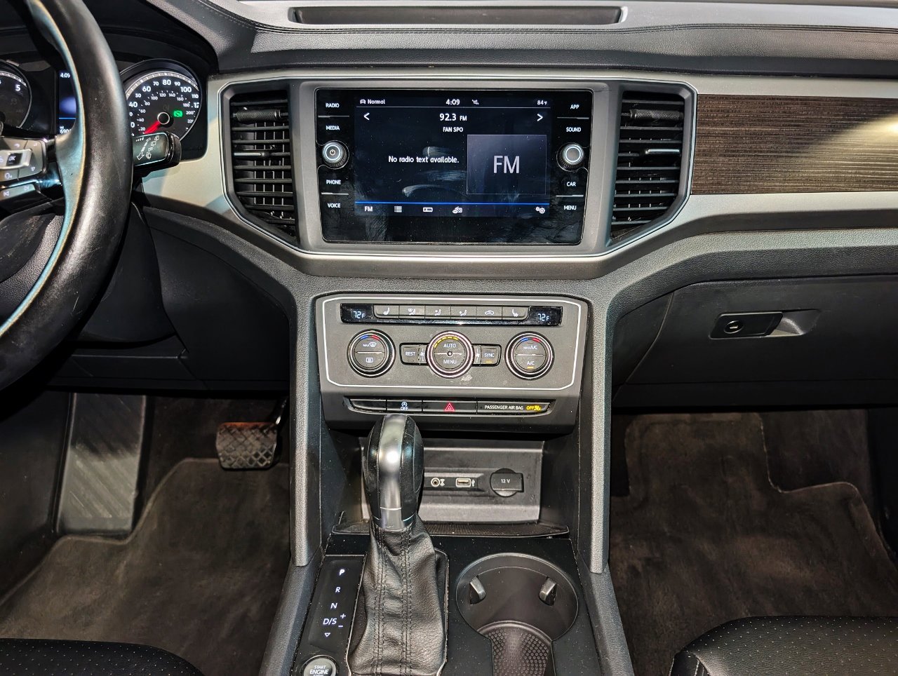 Used 2018 Volkswagen Atlas SE image 37