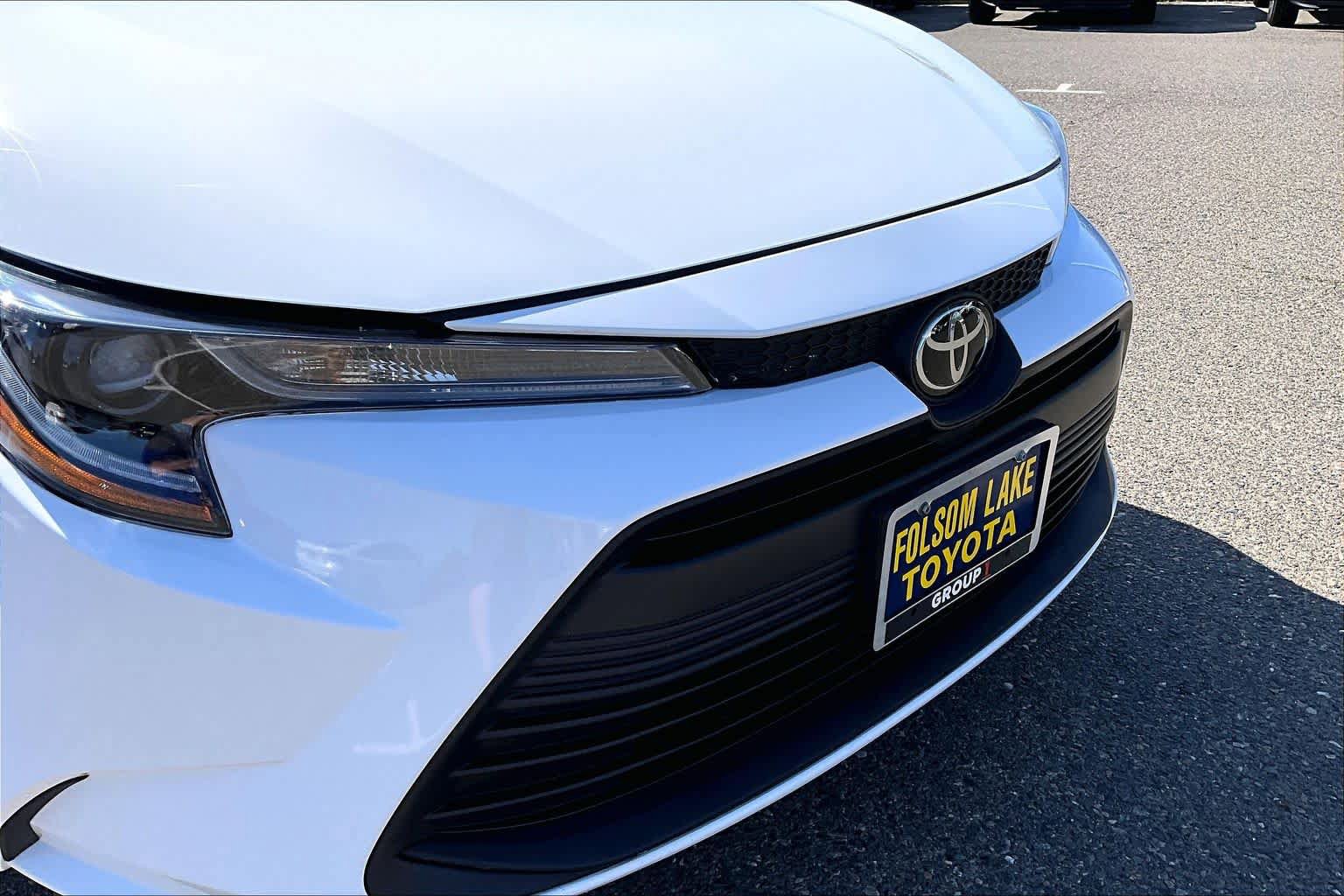 Used 2024 Toyota Corolla LE FWD image 29