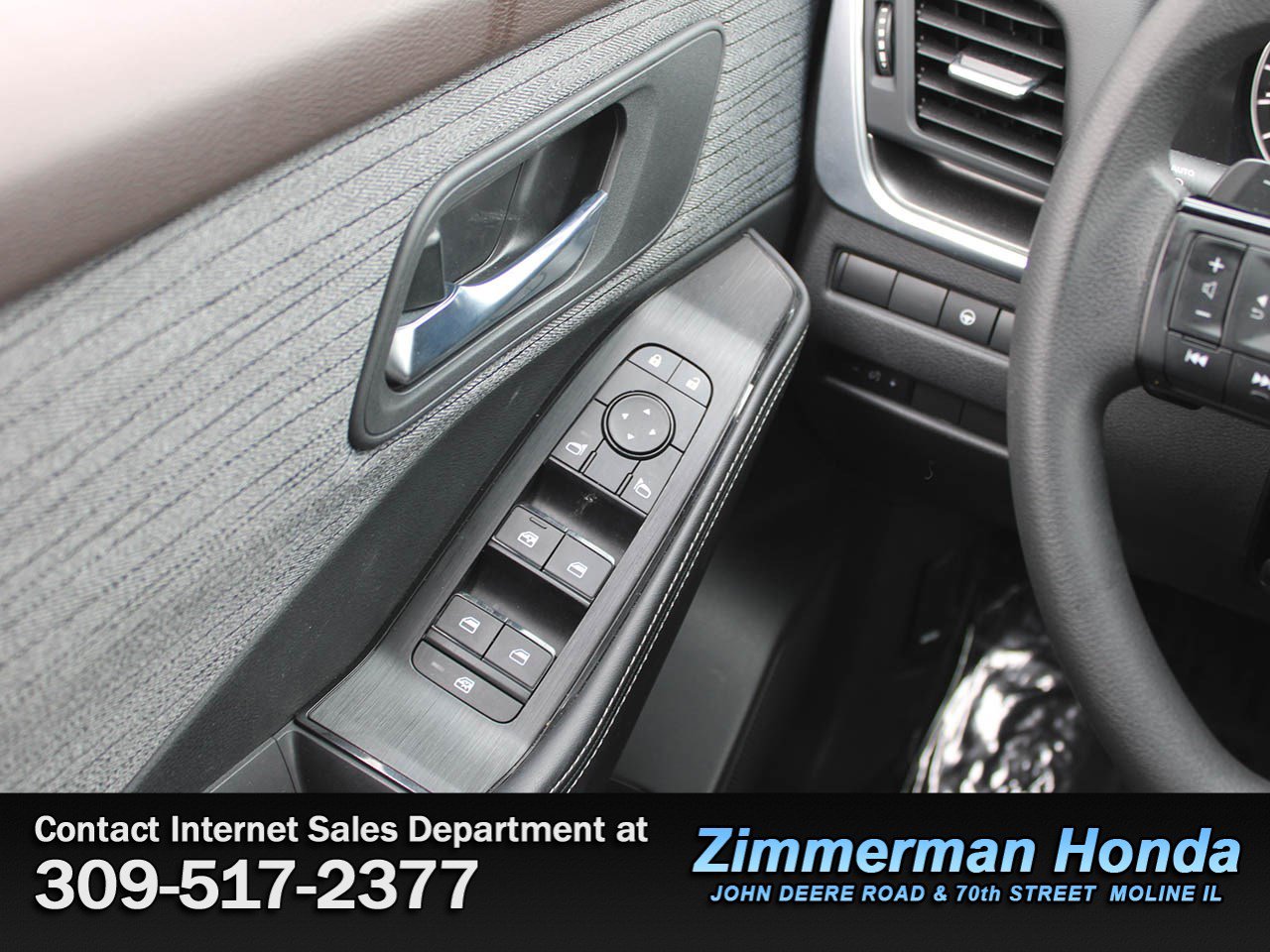 Used 2023 Nissan Rogue SV image 14