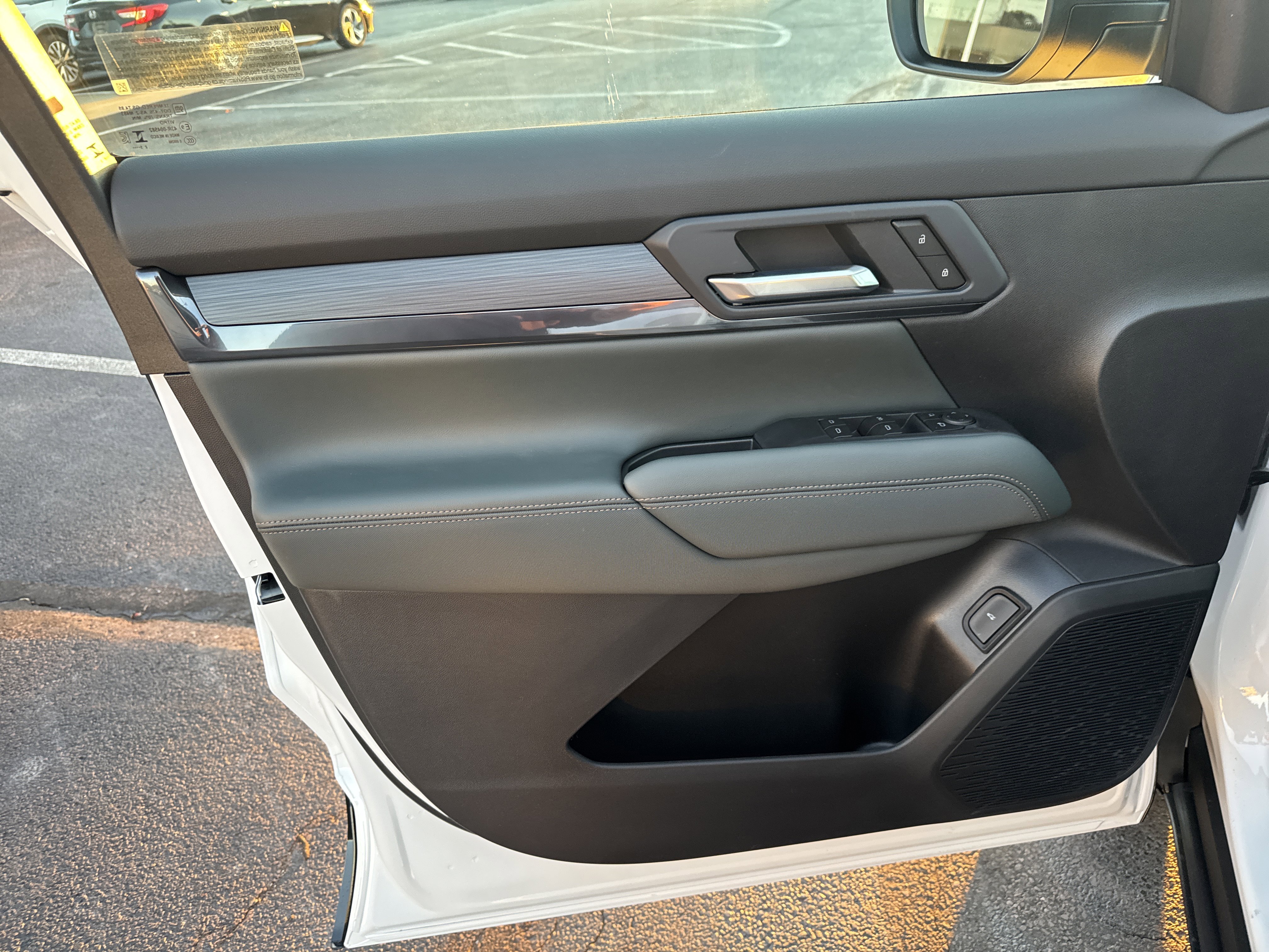 New 2026 GMC Terrain AT4 w/ LPO, Floor Liner Package image 15
