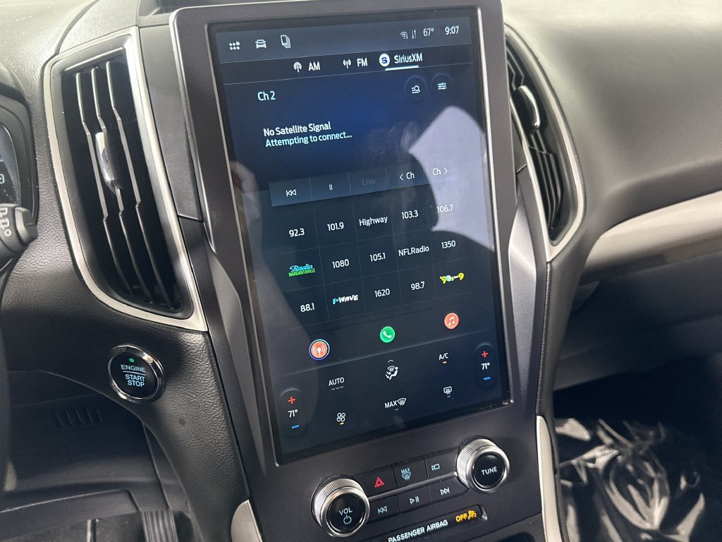 Used 2024 Ford Edge SE w/ Black Appearance Package AWD/4WD image 32
