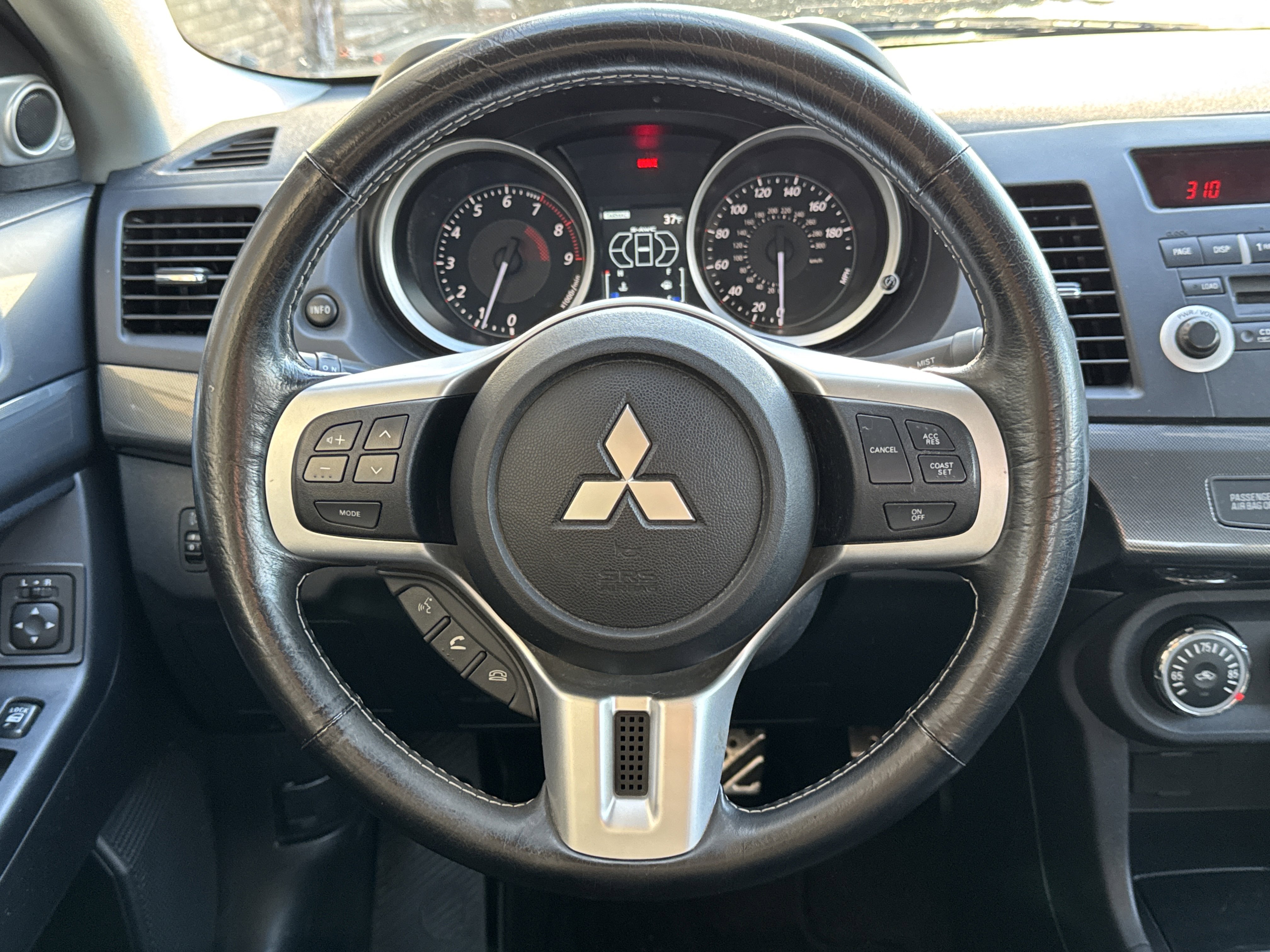 Used 2011 Mitsubishi Lancer Evolution GSR image 23