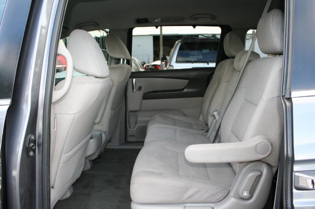 Used 2015 Honda Odyssey EX image 19