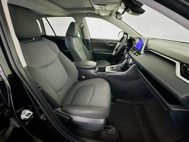 Certified 2025 Toyota RAV4 XLE w/ Convenience Package image 27