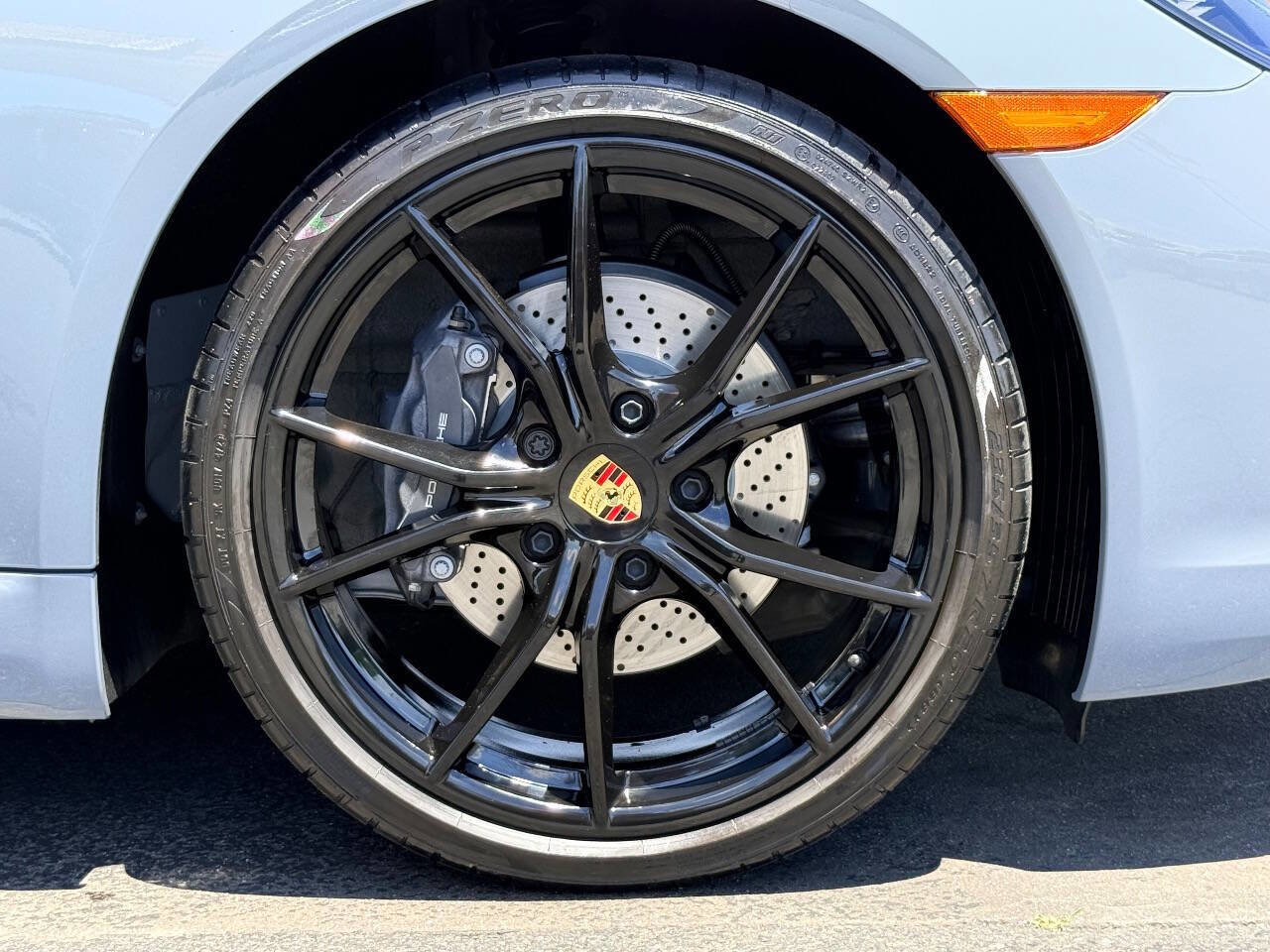 Used 2024 Porsche 718 Cayman RWD image 13