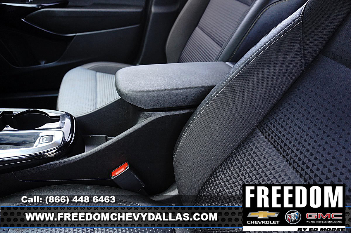 Used 2025 Chevrolet Trax LT w/ Driver Confidence Package FWD image 26