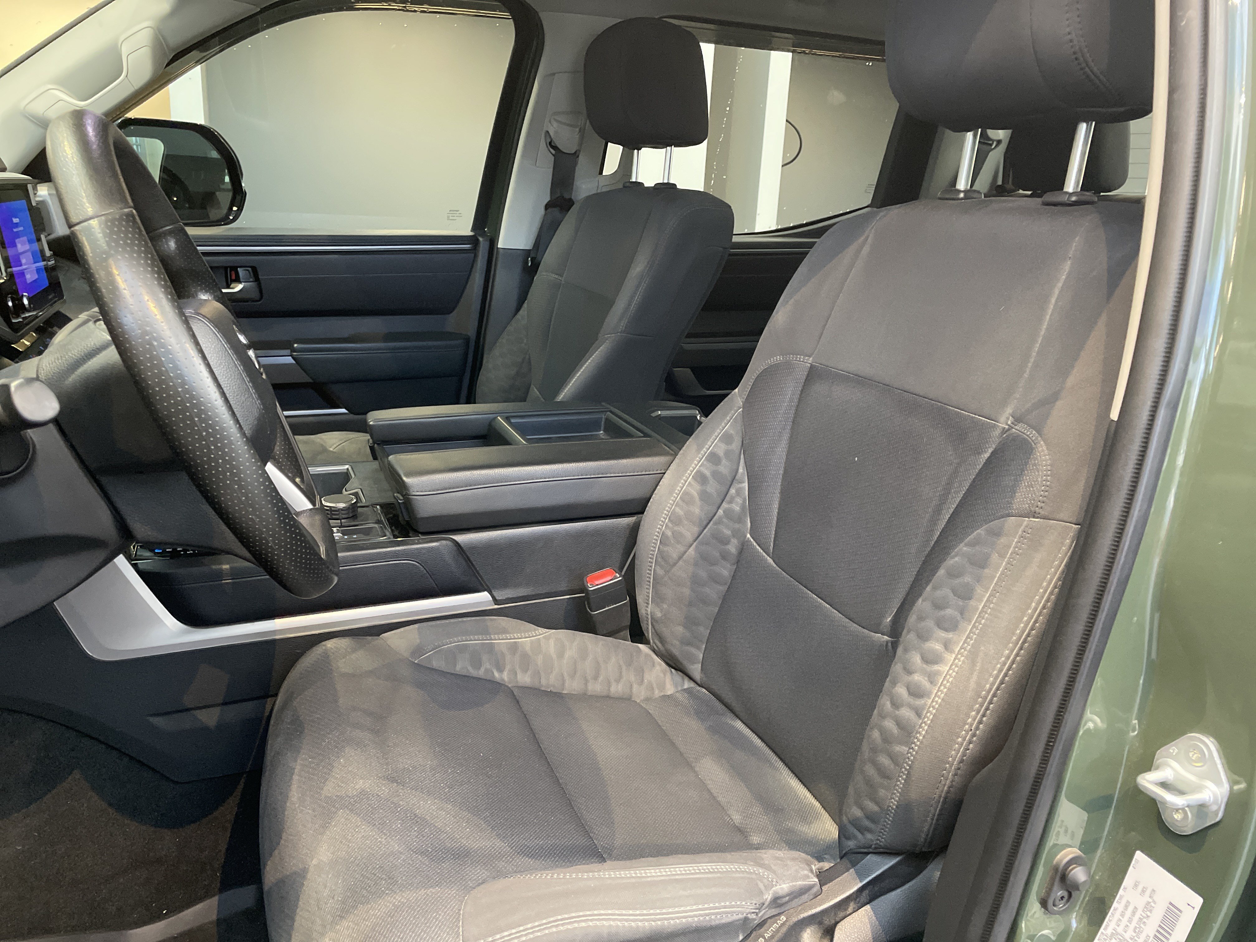 Used 2023 Toyota Tundra SR5 w/ SR5 Convenience Package AWD/4WD image 18