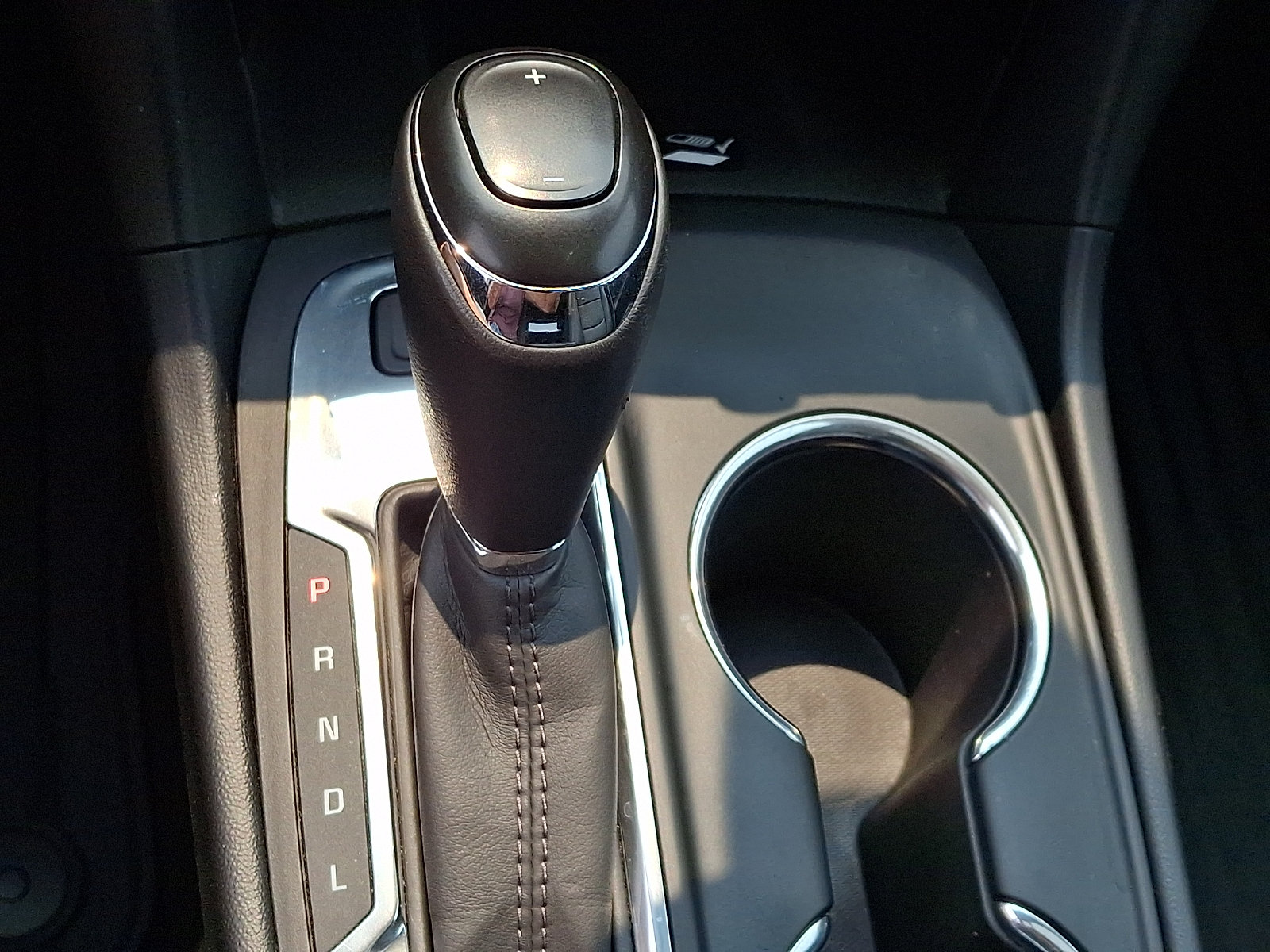 Certified 2019 Chevrolet Equinox Premier AWD/4WD image 16