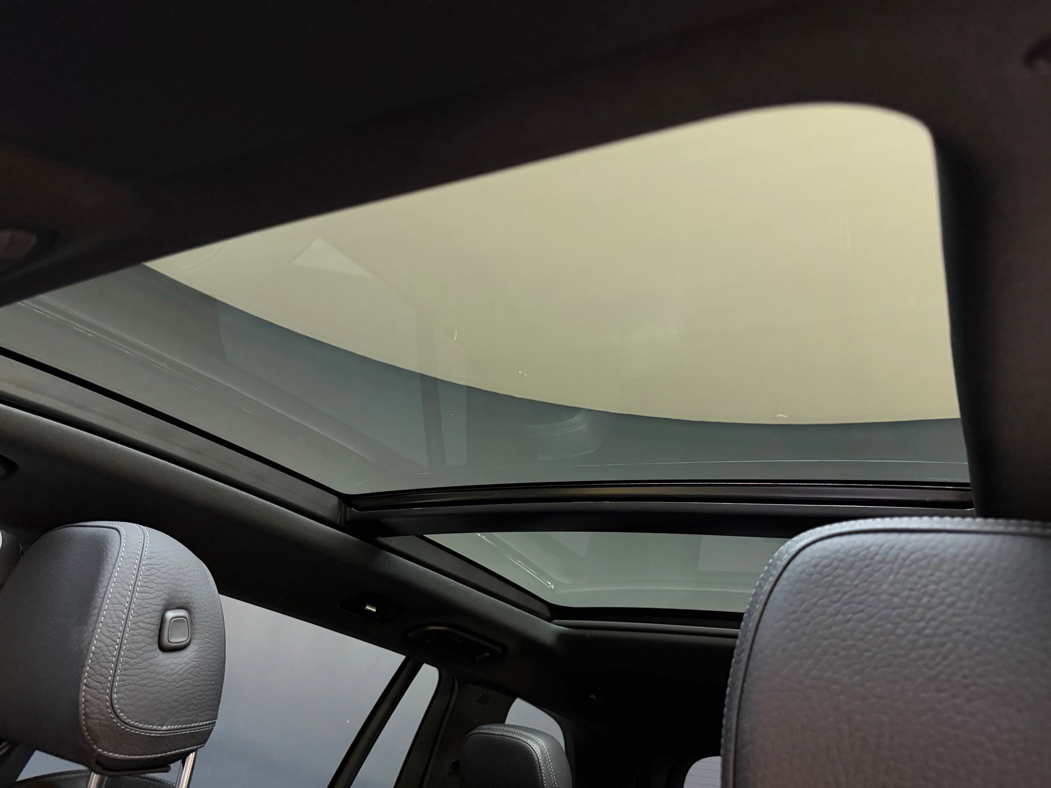 Used 2023 Mercedes-Benz GLS 450 4MATIC image 16