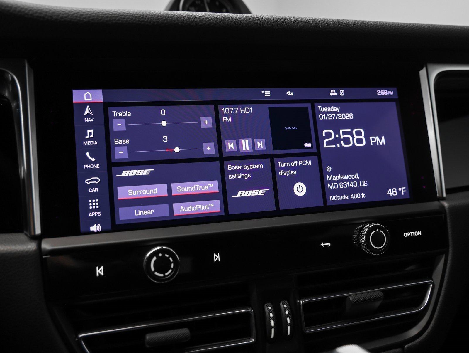 Used 2024 Porsche Macan image 33