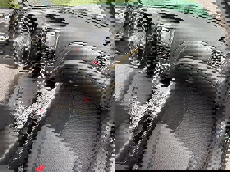 Used 2010 Subaru Impreza WRX Hatchback image 33