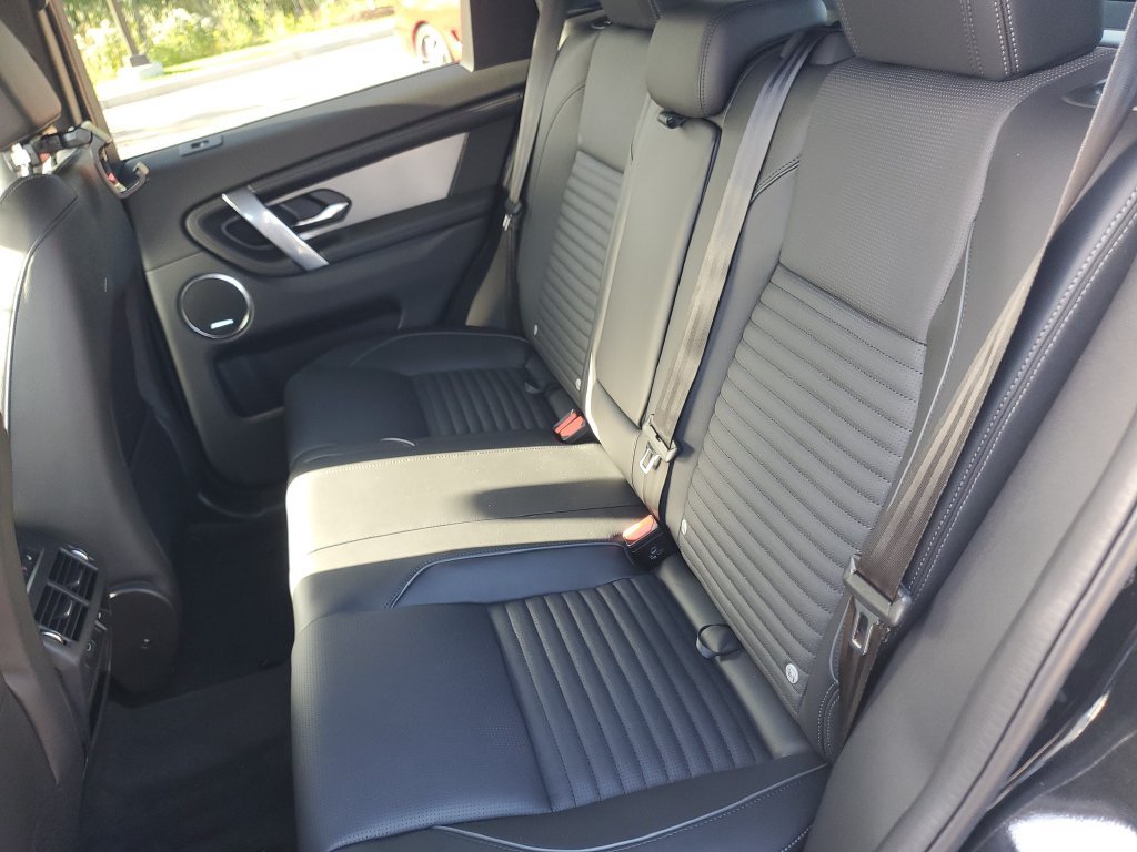 New 2026 Land Rover Discovery Sport Landmark AWD/4WD image 35