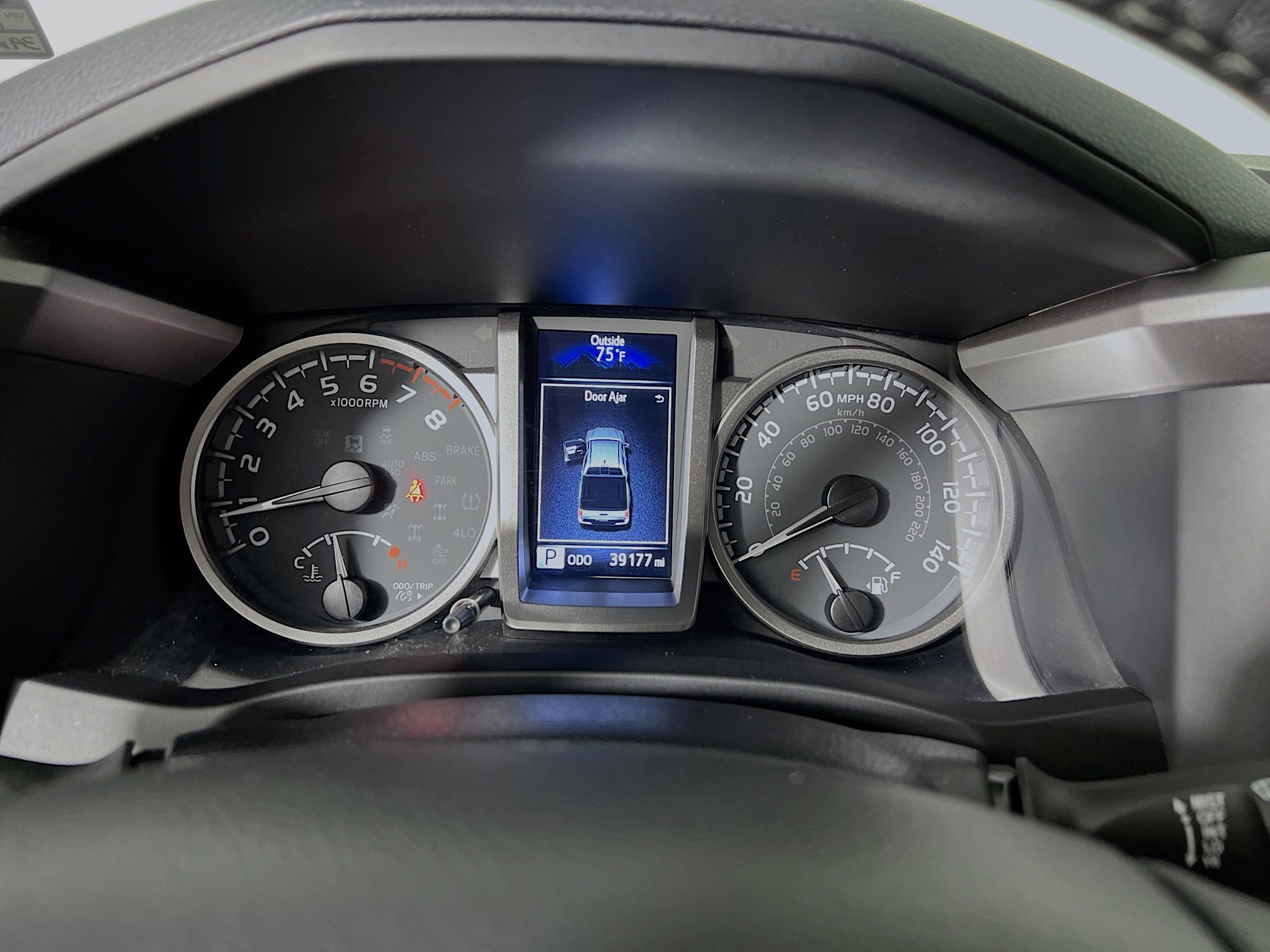 Used 2022 Toyota Tacoma SR5 w/ Technology Package RWD image 22