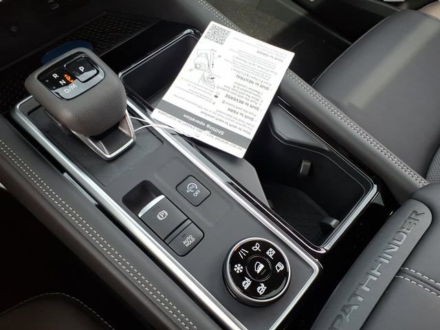 New 2026 Nissan Pathfinder Platinum image 25