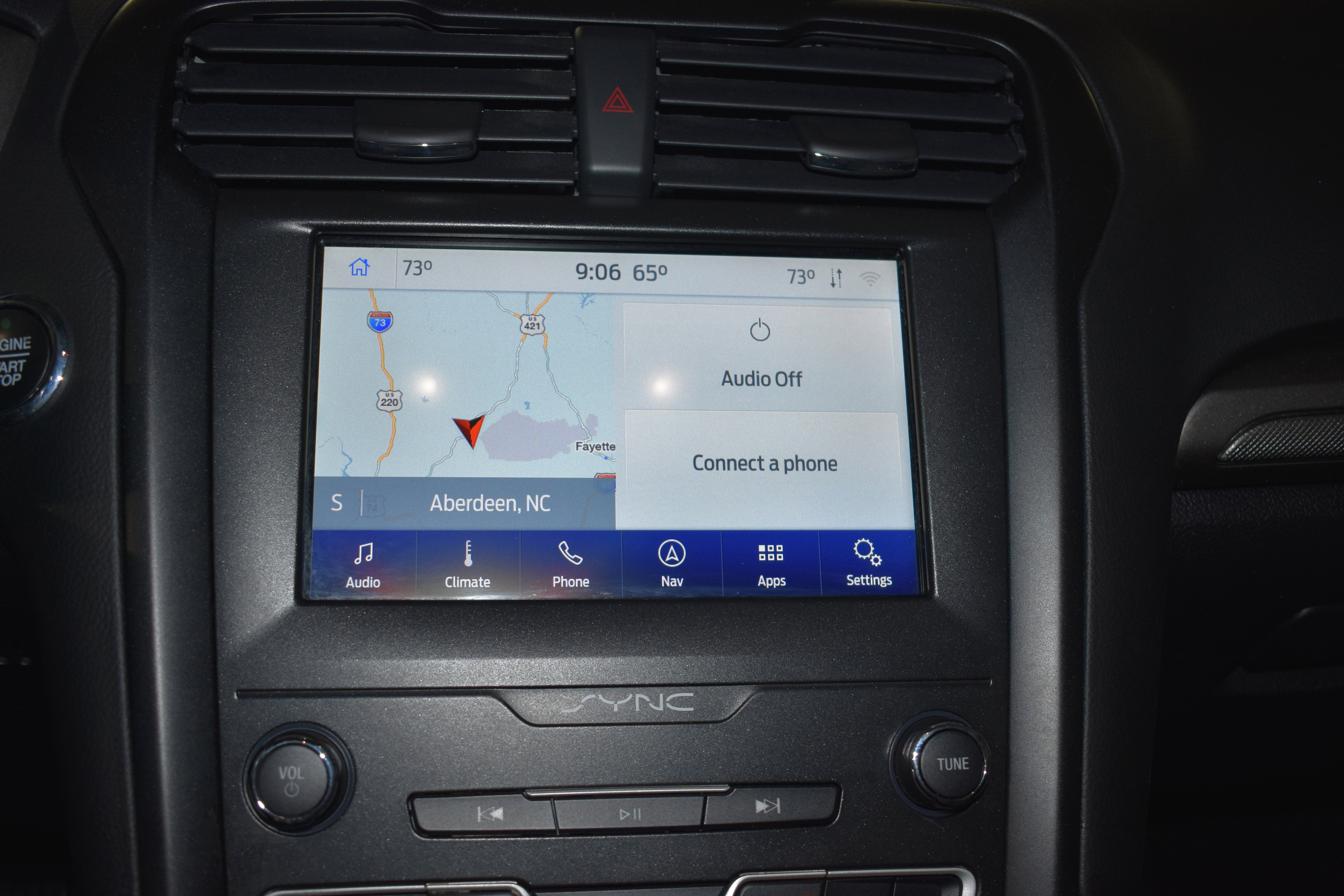 Used 2020 Ford Fusion SE w/ Equipment Group 151A image 17