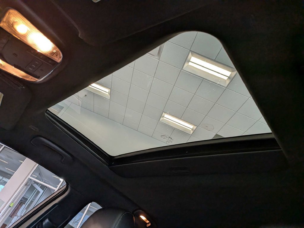 Used 2023 Dodge Charger Scat Pack RWD image 19