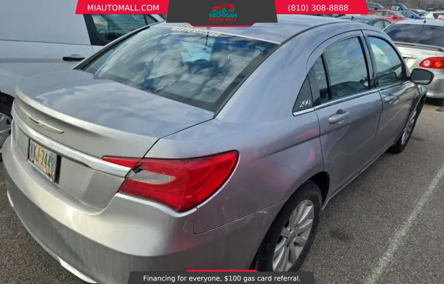 Used 2013 Chrysler 200 Touring image 5