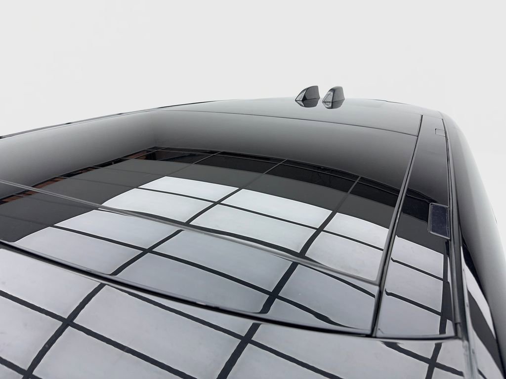 Used 2023 Land Rover Range Rover SE image 13